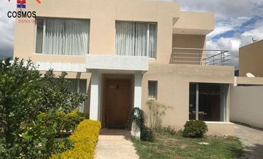 Venta de casa en San Antonio de Pichincha Mitad del Mundo