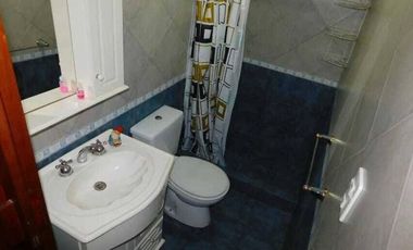 departamento en planta alta de 4 ambientes.