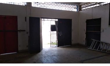 ALQUILER LOCAL COMERCIAL EN CARRASQUILLA