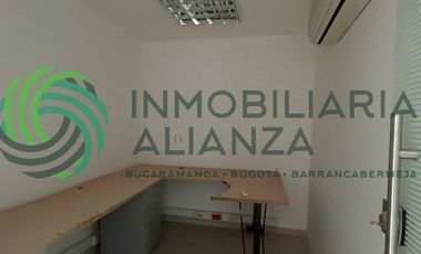 edificio en arriendo en antonia santos. Cod A14782