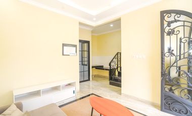 Rumah 2 Lt SHM 5 Mnt ke Gerbang Tol Sawangan Dibantu KPR J-48448