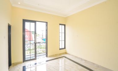 Rumah 2 Lt SHM 5 Mnt ke Gerbang Tol Sawangan Dibantu KPR J-48448