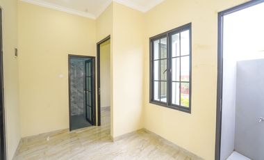 Rumah 2 Lt SHM 5 Mnt ke Gerbang Tol Sawangan Dibantu KPR J-48448