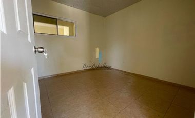VENDO CASAS CERCA DEL CENTRO COMERCIAL LA DOÑA EN LA 24 DE DICIEMBRE