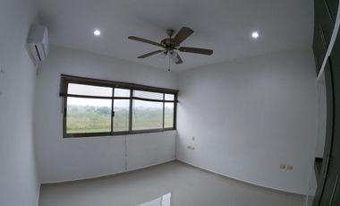 Casa en VENTA en Fracc. Residencial del Lago, Carmen, Campeche