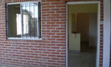 Departamento de 2 ambientes a 50 mts de Av. Pte Perón