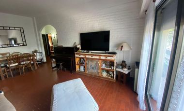 Departamento de 4 AMBIENTES en venta