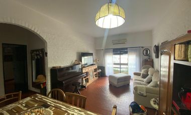 Departamento de 4 AMBIENTES en venta
