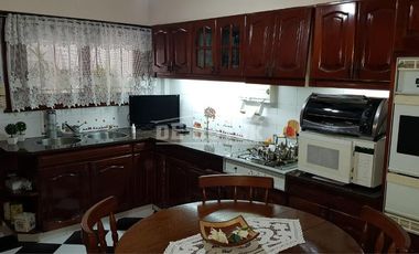 Casa en venta en Quilmes Oeste