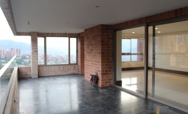 EXLUSIVO PENTHOUSE DUPLEX EN VENTA EN EL POBLADO  - S / 331