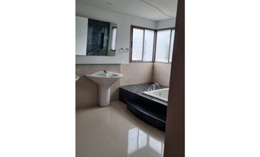 EXLUSIVO PENTHOUSE DUPLEX EN VENTA EN EL POBLADO  - S / 331
