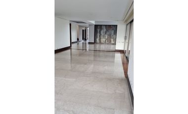 EXLUSIVO PENTHOUSE DUPLEX EN VENTA EN EL POBLADO  - S / 331