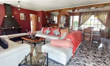 Casa en venta de 6 dorm. en Las Cabras