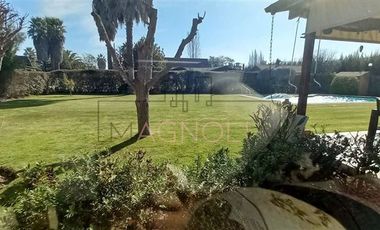Casa en venta de 6 dorm. en Las Cabras