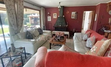 Casa en venta de 6 dorm. en Las Cabras