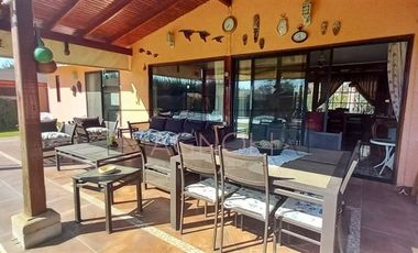 Casa en venta de 6 dorm. en Las Cabras
