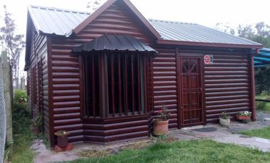 EXCELENTE PROPIEDAD DOS LOTES TERRENOS CON VIVIENDA DE TRES AMBIENTES EN BUENAS CONDICIONES