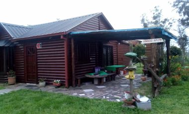 EXCELENTE PROPIEDAD DOS LOTES TERRENOS CON VIVIENDA DE TRES AMBIENTES EN BUENAS CONDICIONES