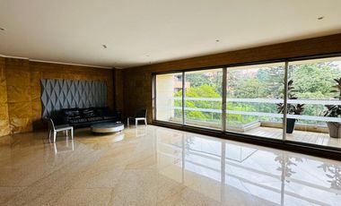 apartamento en arriendo/venta en los rosales. Cod A202