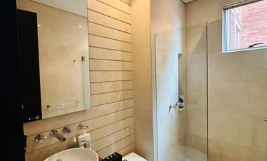 apartamento en arriendo/venta en los rosales. Cod A202
