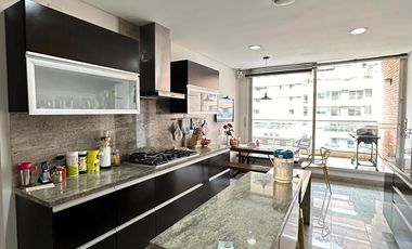 apartamento en arriendo/venta en los rosales. Cod A202