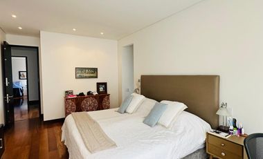 apartamento en arriendo/venta en los rosales. Cod A202