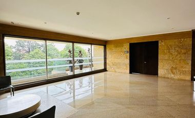 apartamento en arriendo/venta en los rosales. Cod A202