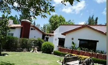 CASA EN GRANJAS RESIDENCIALES TEQUISQUIAPAN ALBERCA