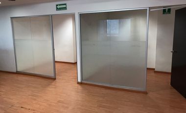 Funcional oficina en renta