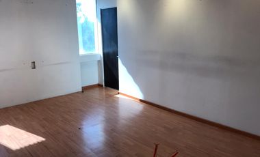 Funcional oficina en renta