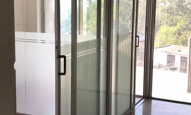 Funcional oficina en renta