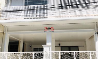 ขาย/ให้เช่า - ทาวเฮ้าส์ 3ชั้น เนื้อที่ 25ตรว 100ตรม