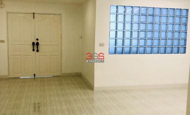ขาย/ให้เช่า - ทาวเฮ้าส์ 3ชั้น เนื้อที่ 25ตรว 100ตรม