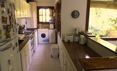 Venta Casa En Necochea Barrio Parque