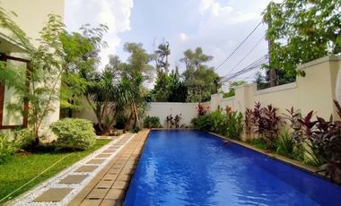 For Sale Town House at Cilandak & Condition Semi Furnished HSE-A0422