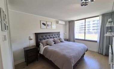 Departamento en venta de 3 dorm. En Mall Sport Lo Barnechea