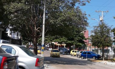 edificio en arriendo en las delicias. Cod A94168