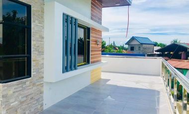 Newly Built House for SALE with 5 Bedrooms in Mexico Pampanga