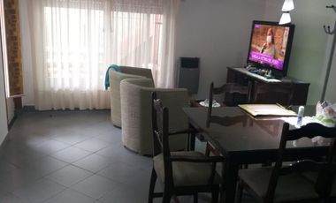 Casa Fondo en venta en Villa Tesei