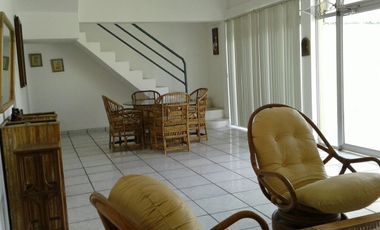 Venta casa de 5 dormitorios en Salinas, sector Chipipe