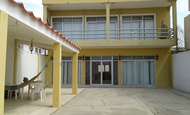 Venta casa de 5 dormitorios en Salinas, sector Chipipe