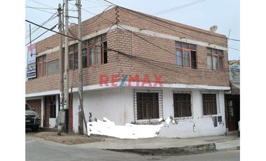 Vendo Casa De Dos Pisos Independientes En Pucusana