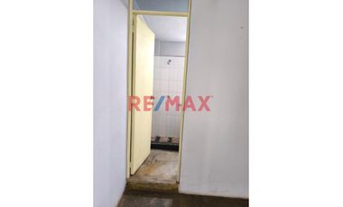 Vendo Casa De Dos Pisos Independientes En Pucusana