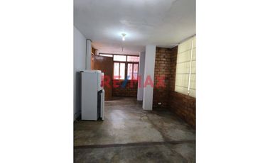 Vendo Casa De Dos Pisos Independientes En Pucusana