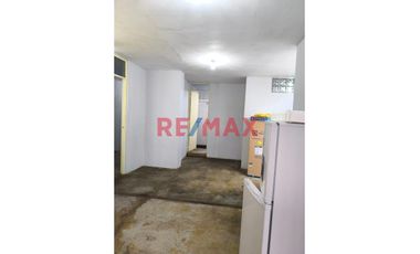 Vendo Casa De Dos Pisos Independientes En Pucusana