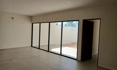 En Venta Casa en privada residencial 3 habs, 1 en PB