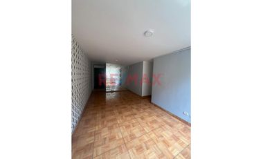 Venta De Departamento En Condominio Torre De Santa Clara 2