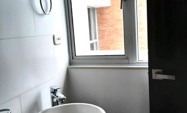 apartamento en arriendo en la floresta. Cod A11027