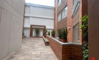 apartamento en arriendo/venta en parque principal. Cod A6468