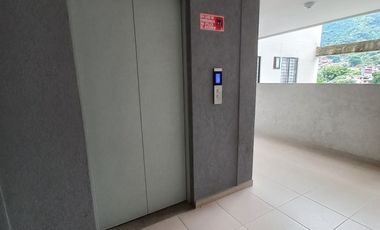 apartamento en arriendo en edificio alminar gran bahama piso 8. Cod A14110